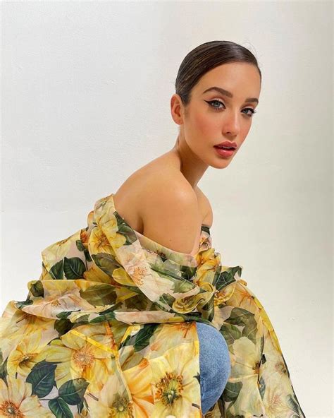 María Pedraza’s Instagram Profile Post “🌻” María Pedraza Spanish Actress Actresses