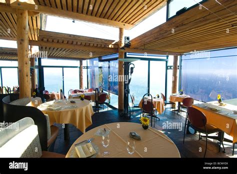 Interior Post Ranch Inn restaurant Big Sur California Stock Photo - Alamy