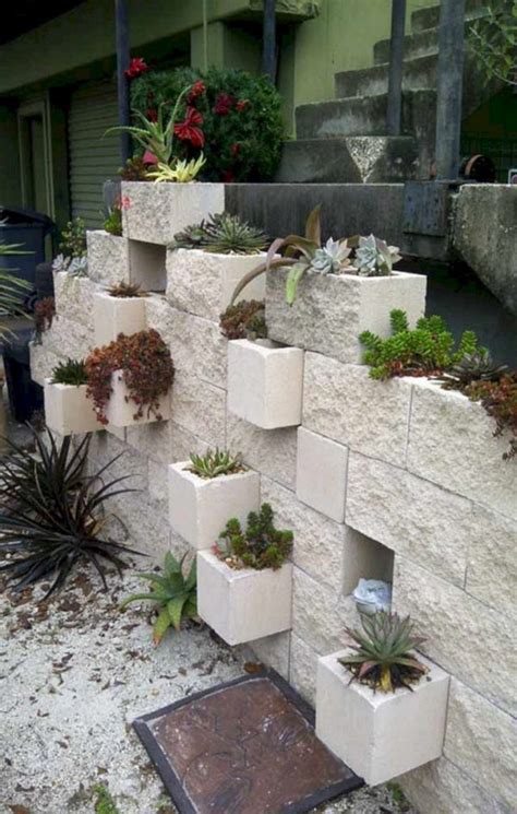 28+ Brilliant And Beautiful Cinder Block Ideas For Your Home Yard ...