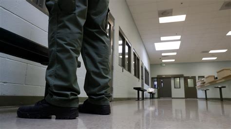 Adelanto immigration detention facility nearly empty | KTLA