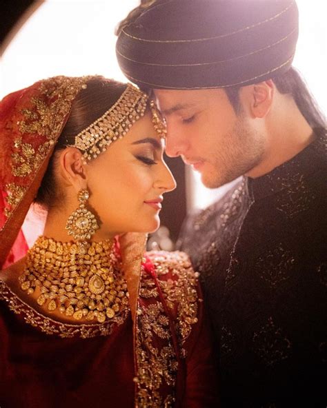 Hiba Bukhari And Arez Ahmeds Hd Wedding Pictures Reviewitpk