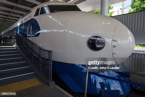 Shinkansen 0 Series Photos and Premium High Res Pictures - Getty Images