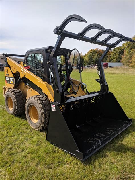 High Capacity Grapple Bucket Greenwood Equipment Skid Steer