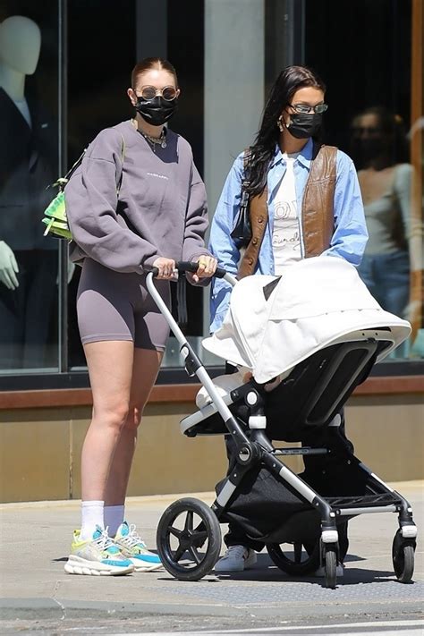 Gigi Hadid takes her daughter out for a stroll during a lunch outing ...