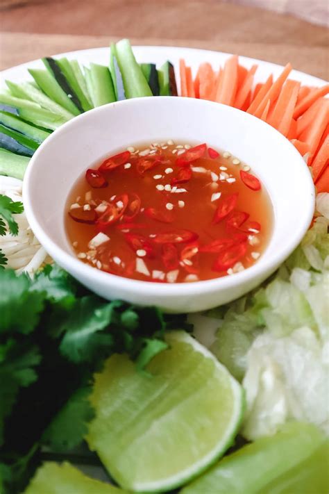 Vietnamese Vermicelli Bowl With Lemongrass Chicken Mikha Eats