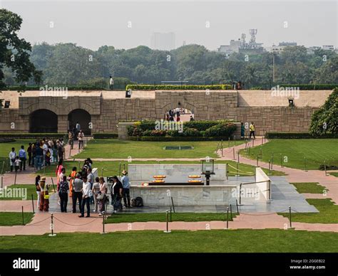 Raj Ghat Memorial Or Gandhi Samadhi Monument Site Of Gandhi S