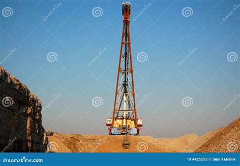 Dragline stock photo. Image of dragline, work, cast, machine - 4425252