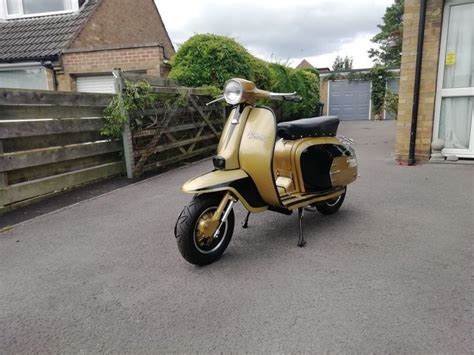 Pin By Tos UbonBoy On Lambretta Lambretta Motorcycle Moped