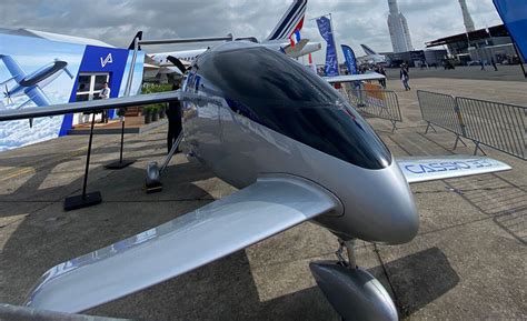 Voltaero Presenta En Le Bourget El Avi N H Brido El Ctrico Cassio