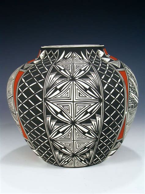 Acoma Pueblo Pottery This Is A Pour Molded Piece That Is Hand Painted