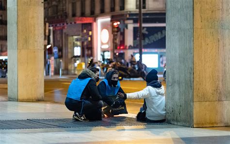 Que Puis Je Faire Pour Aider Une Personne Sans Abri Mairie Du