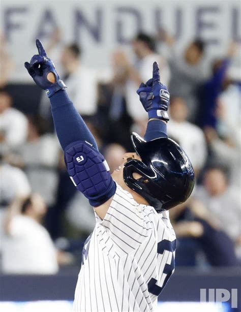 Photo New York Yankees Vs Baltimore Orioles At Yankee Stadium