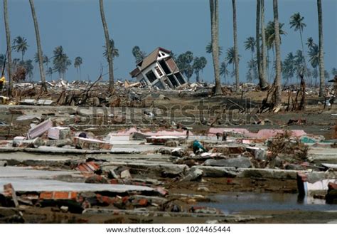 3,167 Indonesia Tsunami Images, Stock Photos & Vectors | Shutterstock