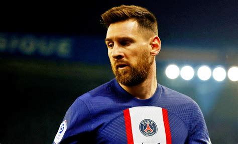 Messi C Khuy N N N R I Psg Barca M C Trong B Ng