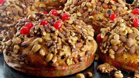 Cuánto Sale El Pan Dulce De Plaza Mayor El Más Famoso De La Argentina