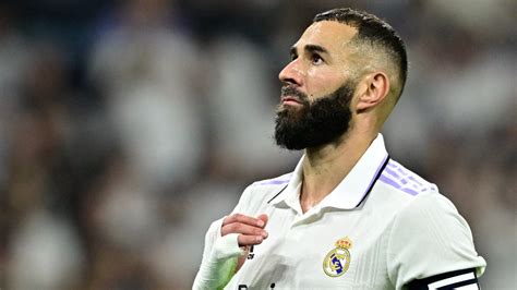 Confirmé Karim Benzema Remporte Le Ballon Dor 2022