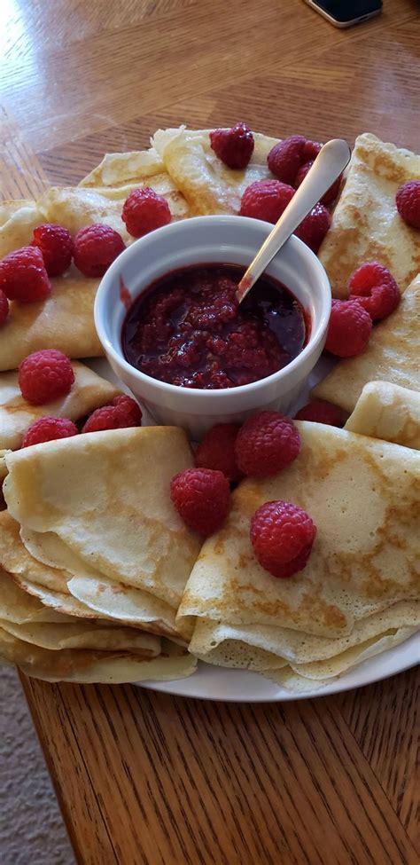 [homemade] Crepes Stuffed With Sweet Vanilla Mascarpone And Quick Raspberry Sauce Homemade