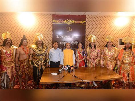 Lav Kush Ramlila 2022 Bollywood Stars Steal The Show On Opening Day At
