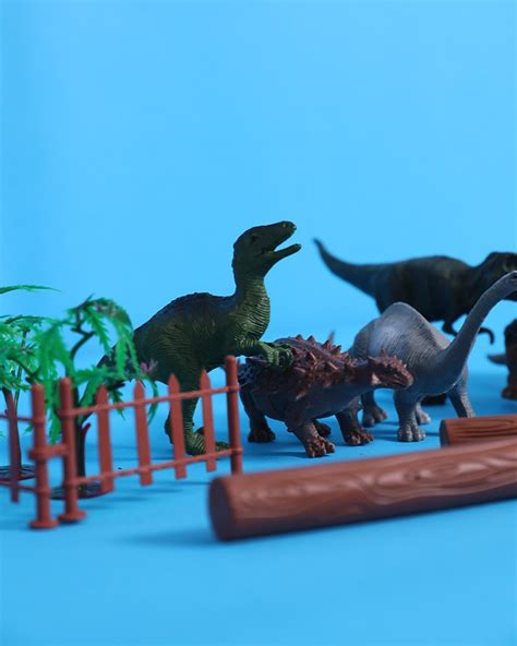 Dinosaur Primeval Toy - Daraghmeh