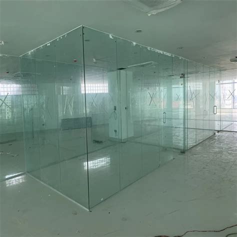 Frameless Toughened Glass Partition 8 Mm At 450 Sq Ft In Rajsamand