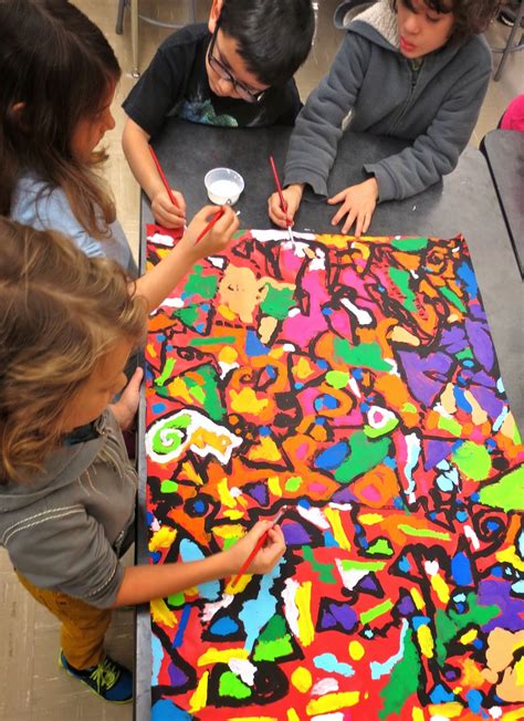 Zilker Elementary Art Class: Kinder and First Grade Circle Paintings