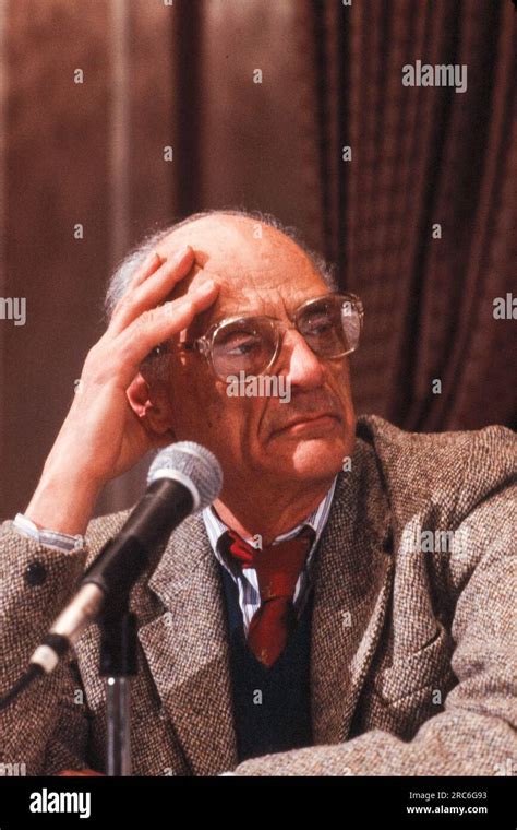 All My Sons Arthur Miller Hi Res Stock Photography And Images Alamy