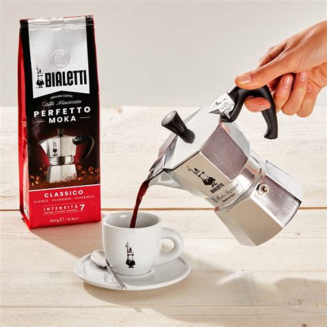 Bialetti Moka Express Iconic Stovetop Espresso Maker Makes Real