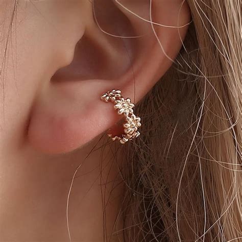 Gisela Cute Flower Ear Cuff Earrings Ear Cuff Earings Flower Ear