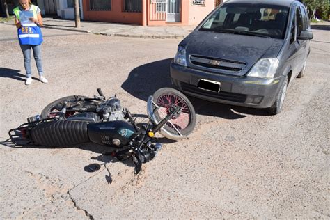 Un Nuevo Accidente Ocurrió Entre Un Auto Y Una Moto