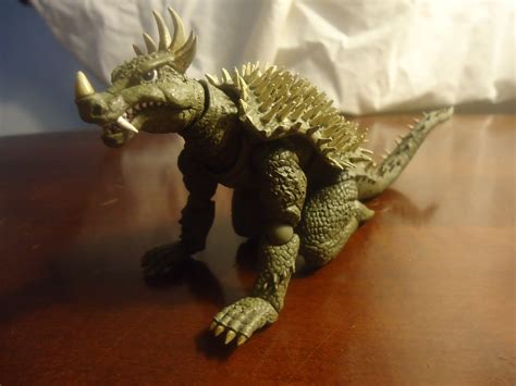 Import Monsters Review Sci Fitokusatsu Revoltech 021 Anguirus