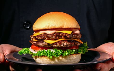 Gangsta Burgers: The Secret to Making the Best Beef Burger