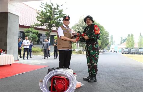 Pj Gubernur Sumsel Minta Semua Elemen Terlibat Tangani Karhutla Akurat