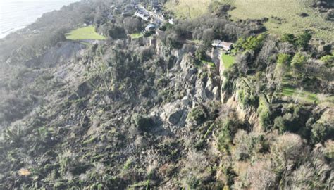 Investigations Continue At Bonchurch Landslide Site Isle Of Wight Radio