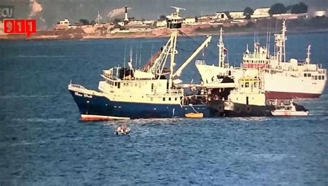 Incendio De Barco En La Rada Del Puerto De Manta No Dej Heridos El