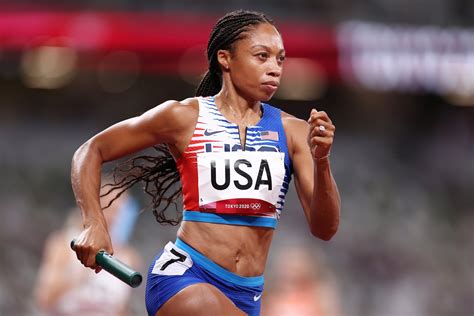 Team USA Wins Gold in Women's 4x400m Relay at 2021 Olympics | PS Fitness