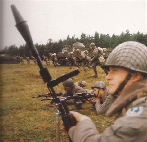 Polish People's Army Naval Infantry during training, 1970-80s. [960x927] : r/MilitaryPorn