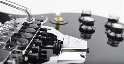 See The Floyd Rose Frx Surface Mount Tremolo System In Action Guitar World