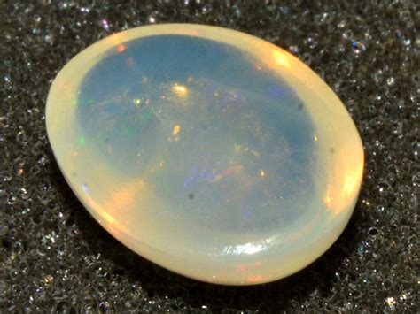 Äthiopischer Feuer Opal Natürlicher Edelstein Oval Uni 2 40Ct 9x12mm