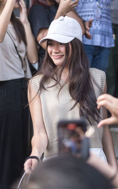 Pin On BINI In 2024 Pretty Brunette Aesthetic Dress Blogger Girl