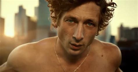 Chi è Jeremy Allen White Lattore Del Nuovo Spot Calvin Klein