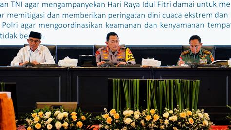 Kapolri Pimpin Rakor Operasi Ketupat 2024 Persiapkan Mudik Lebaran