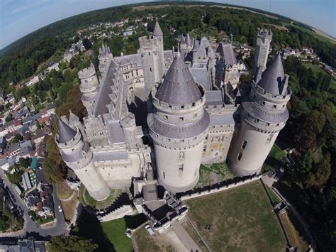 Château de Pierrefonds photo aérienne 38402880 Château fort