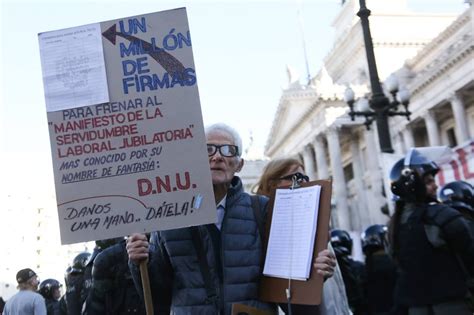 Tras La Represión La Lucha Por Los Jubilados Sigue Milei Y Bullrich