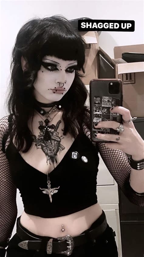 Pin By Macgnus Huitzilcoyotl Taco On Gothic Goth Hair Gothic