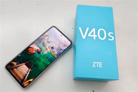 ZTE Gelar Sesi Unboxing Hands On ZTE V40S Paparkan Strategi Di Tahun