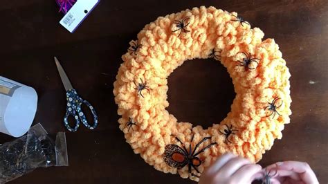 Halloween Wreath Diy With Loop Yarn Youtube