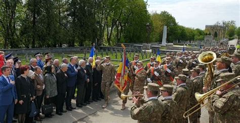 Ceremonie Cu Ocazia Zilei Veteranilor De R Zboi Bistri A N S Ud Mai