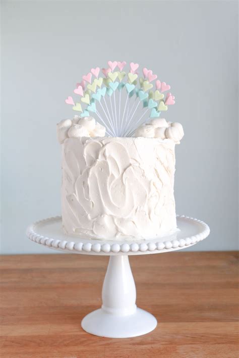 Make A Spray Of Fondant Hearts For A Cake Thats Bursting With Love