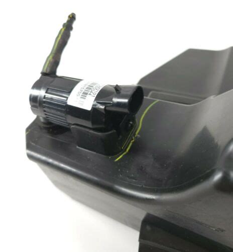 Genuine Oem Nissan Hm A Washer Fluid Reservoir Tank Altima