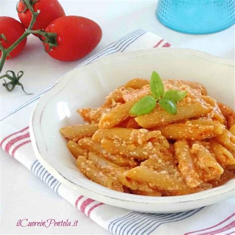 Pasta Con Ricotta E Pomodoro Ricetta Il Cuore In Pentola